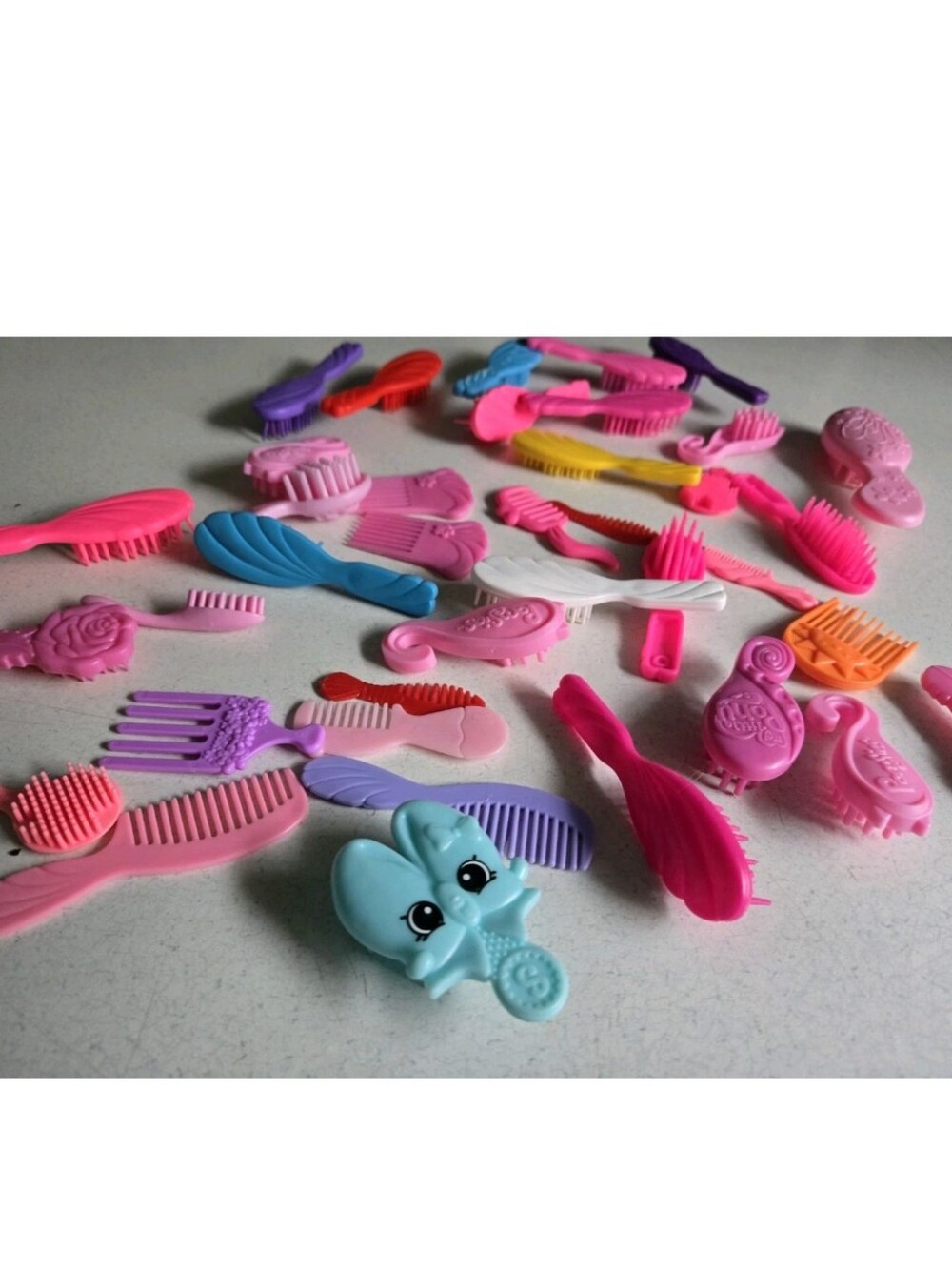 Barbie Doll My Little Pony Mixed Brush Comb Lot Vintage Modern